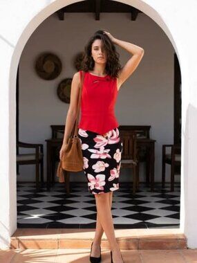 Homeyee Women's Red Floral Sheath Dress Sleeveless Office Career Size S NWT